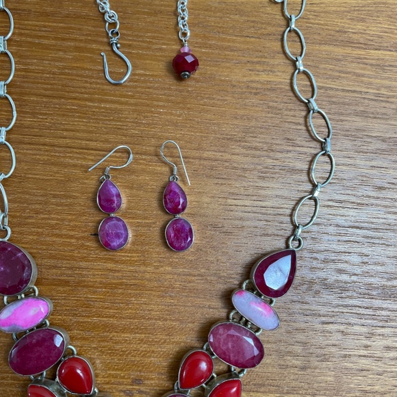 NEW Gorgeous Raw Ruby, Coral, & Quartz Sterling Silver Necklace/Ruby Earrings - Picture 5 of 10